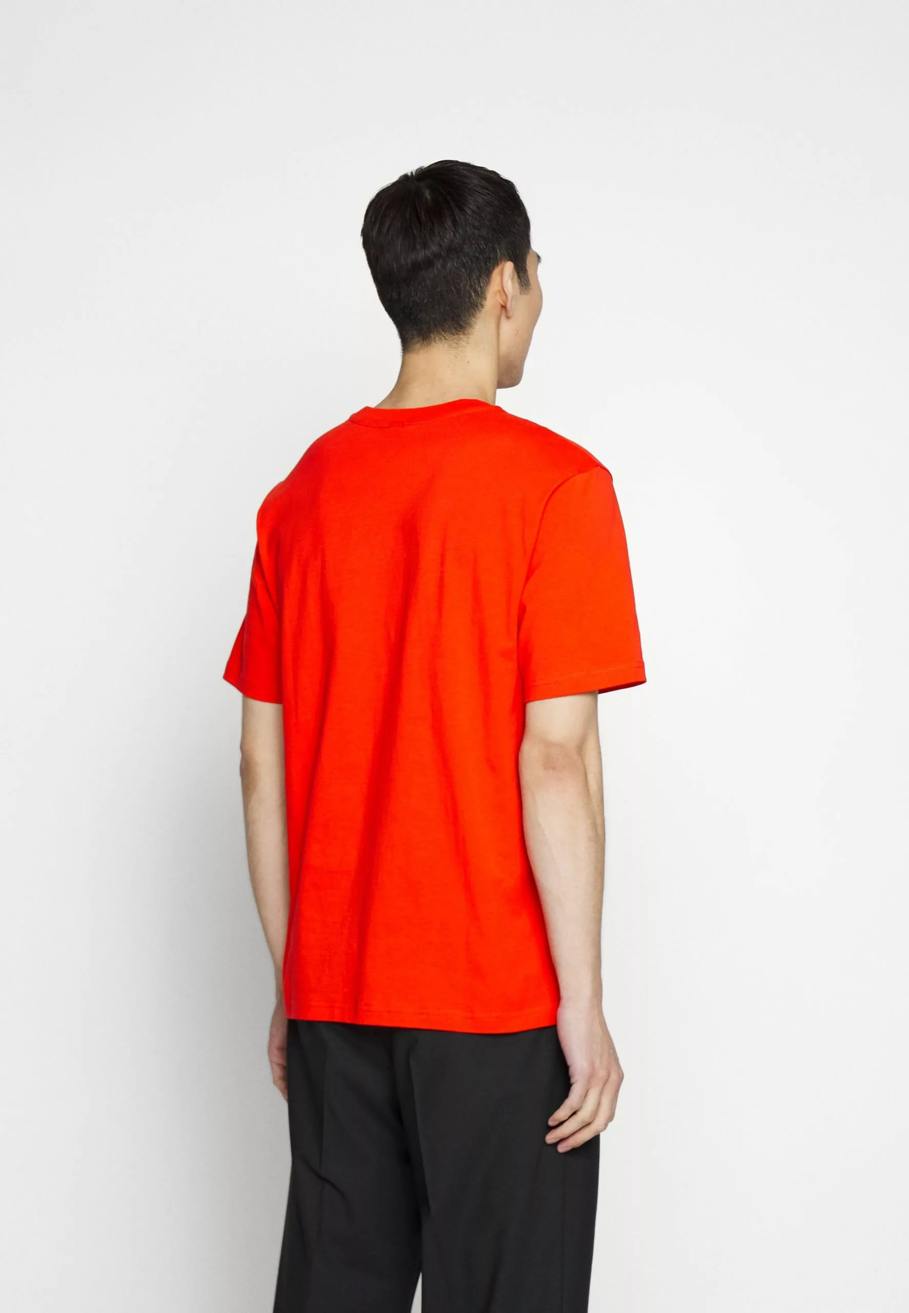 J.Lindeberg Dale Diamond Patch - T-Shirts - Fiery Red - Bilde 4