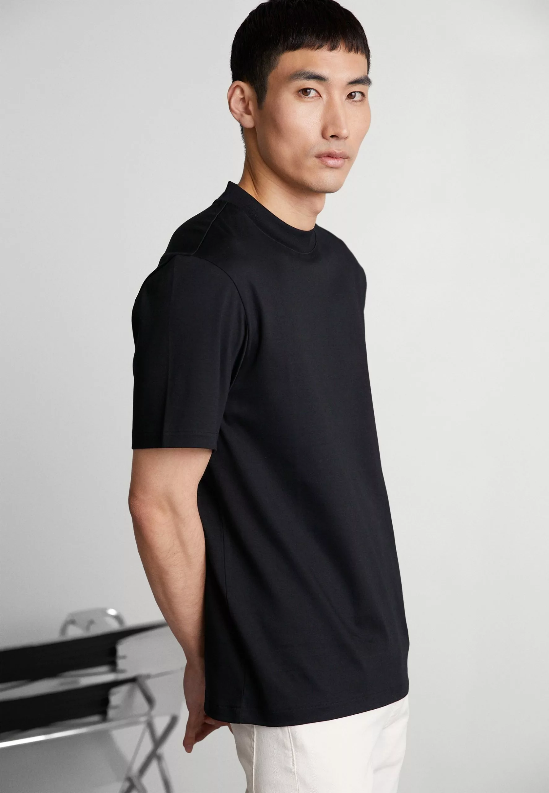 J.Lindeberg Ace Mock Neck - T-Shirts - Black